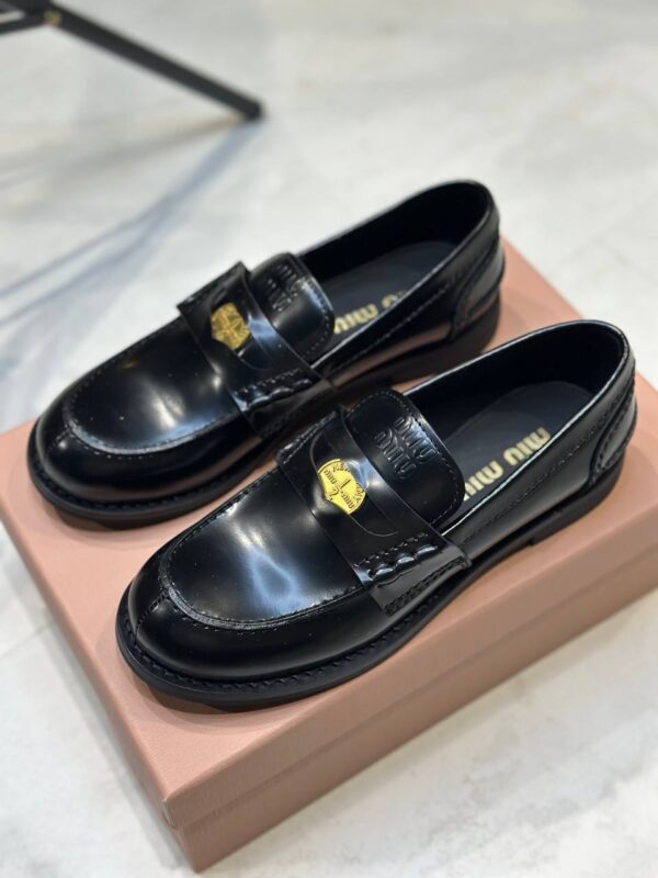 Лоферы MiuMiu